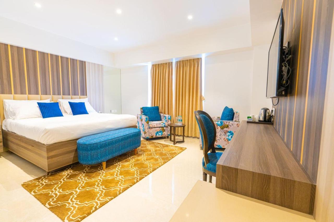 The Thane Club ภายนอก รูปภาพ