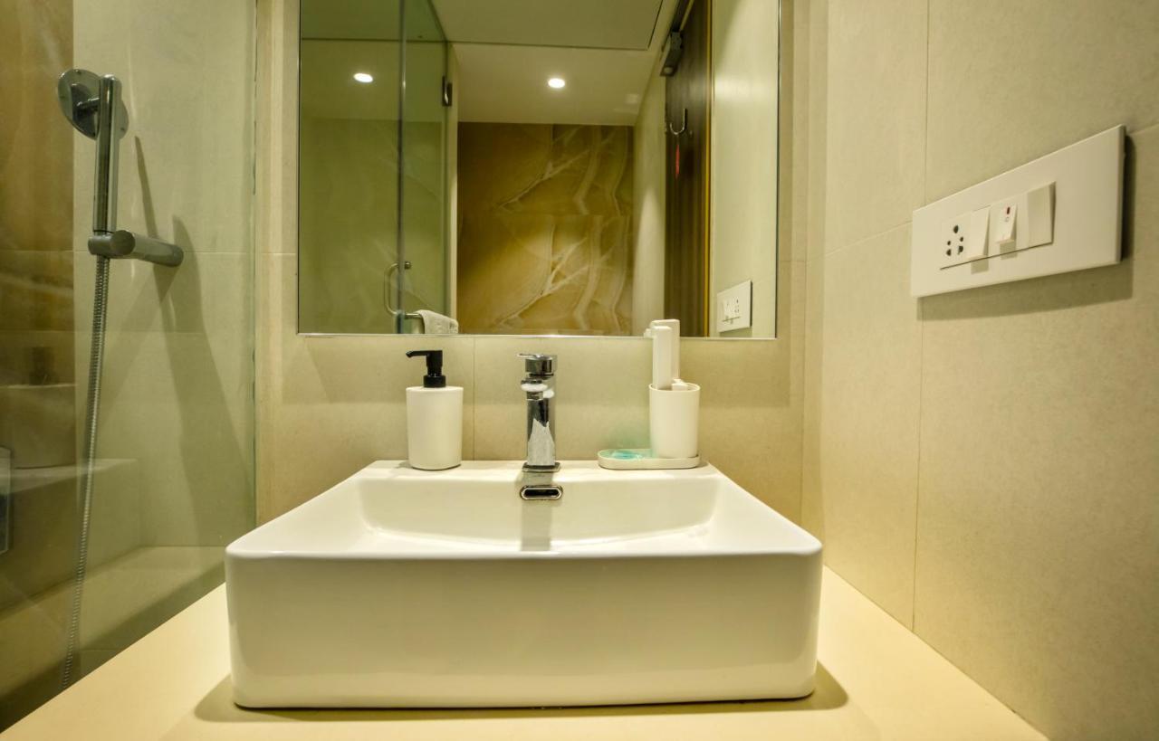The Thane Club ภายนอก รูปภาพ