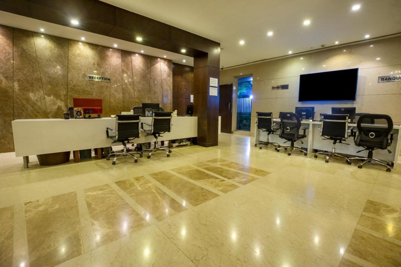 The Thane Club ภายนอก รูปภาพ