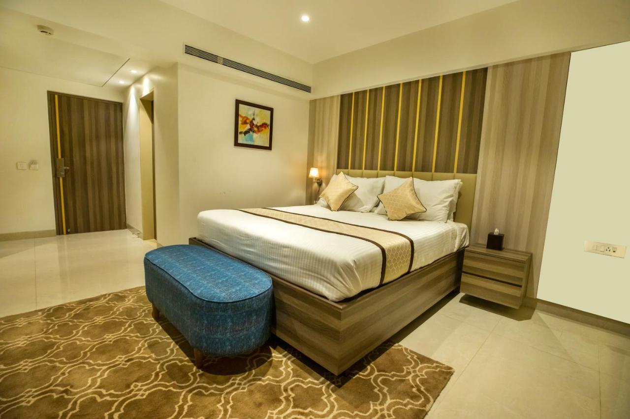 The Thane Club ภายนอก รูปภาพ