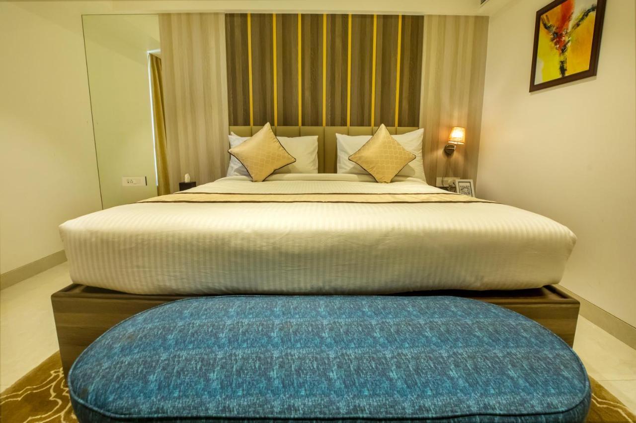 The Thane Club ภายนอก รูปภาพ
